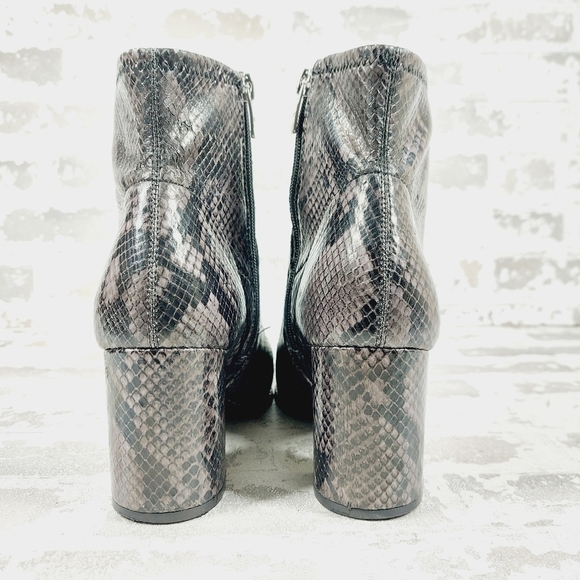 Marc Fisher Dyvine Snake Print Block Heel Zip Up Ankle Booties V695 - Picture 6 of 14